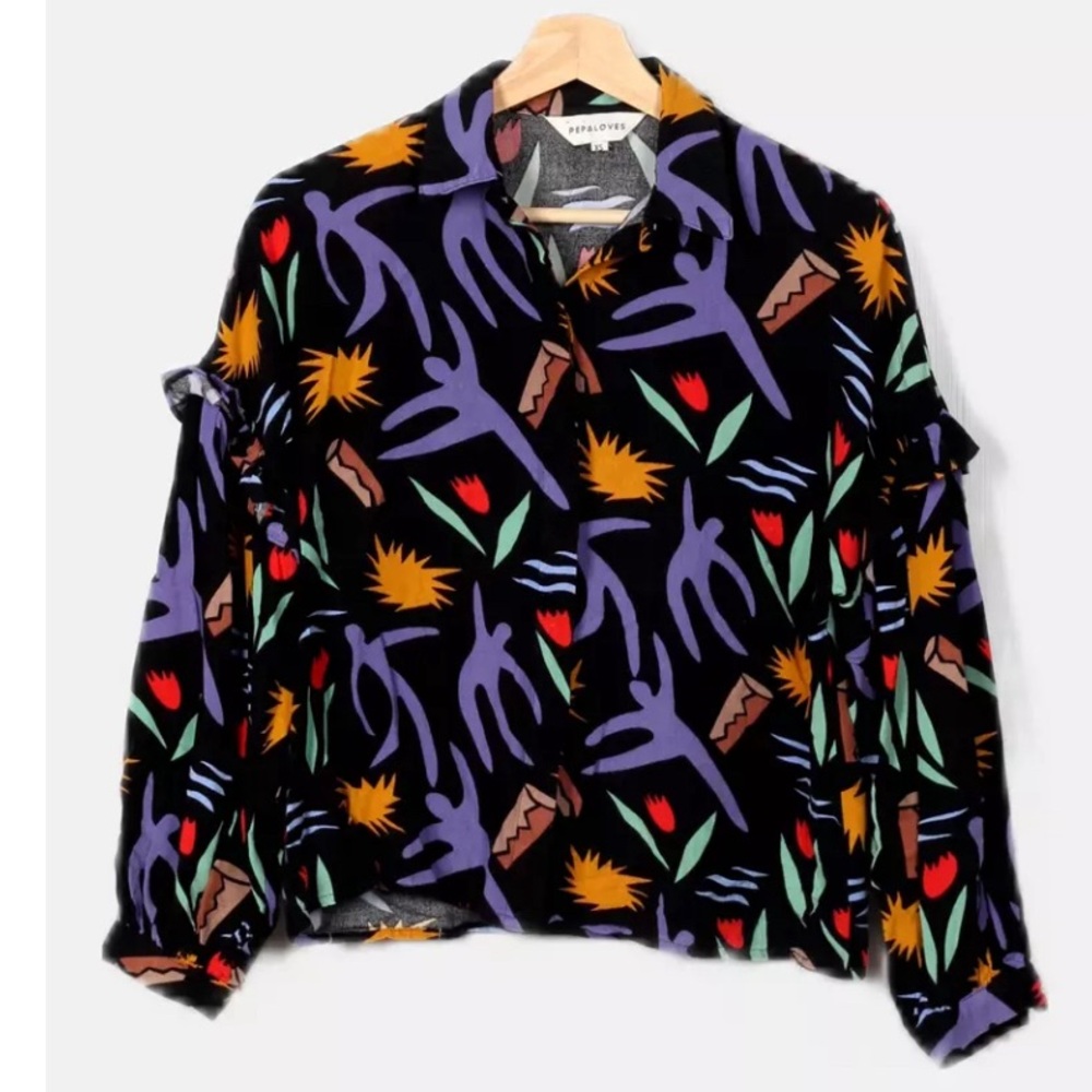 Pepaloves bottoms down Oversized cropped blouse size S